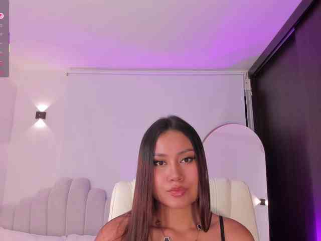 AmberLewis webcam