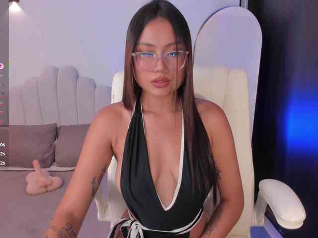 AmberLewis webcam