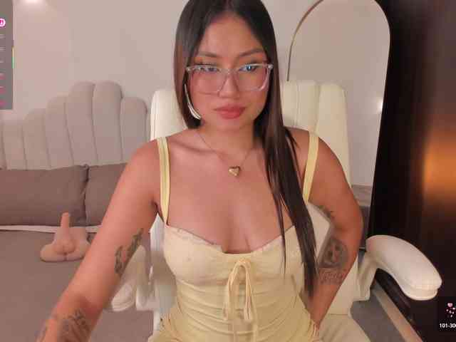 AmberLewis webcam