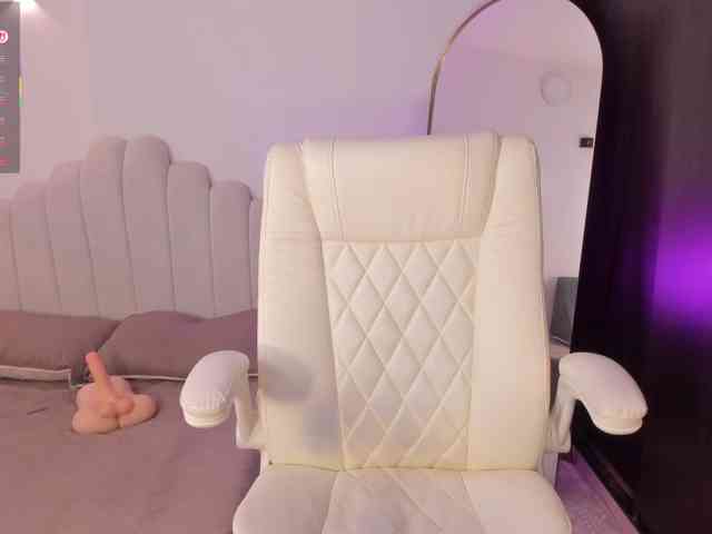 AmberLewis webcam