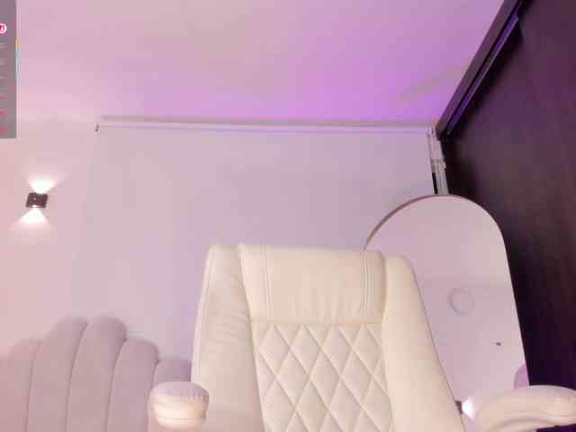 AmberLewis webcam