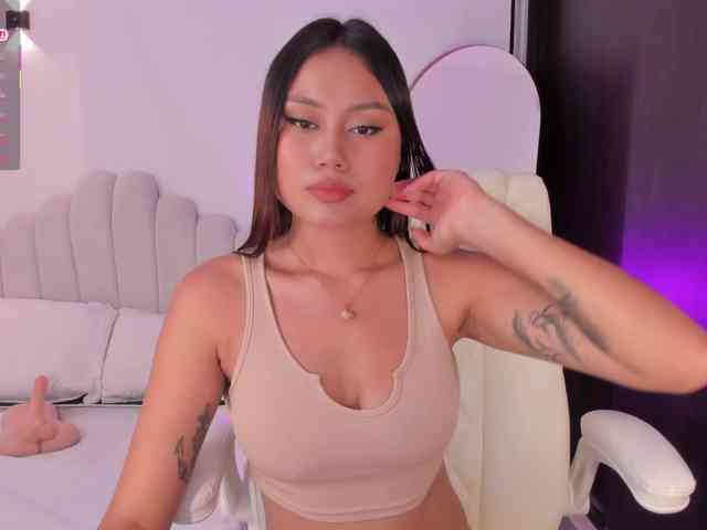 AmberLewis webcam