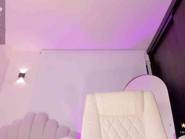 AmberLewis webcam