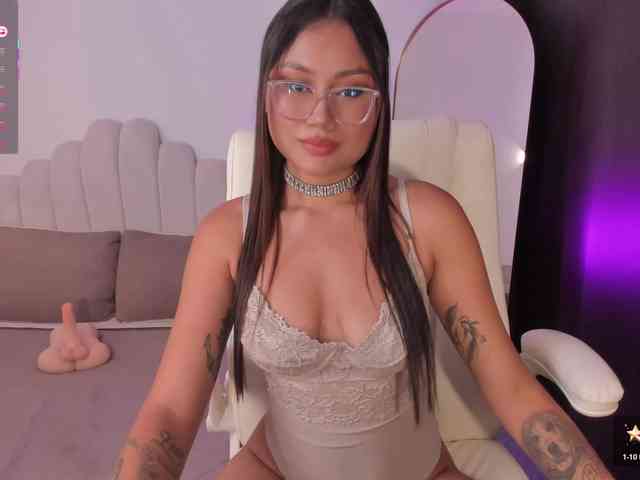 AmberLewis webcam