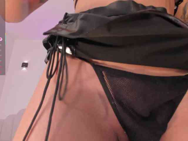 AmberLewis webcam