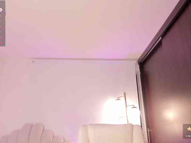 AmberLewis webcam