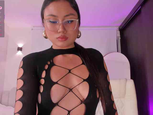 AmberLewis webcam