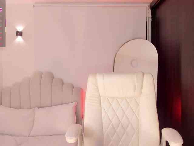 AmberLewis Live Webcam on BongaCams