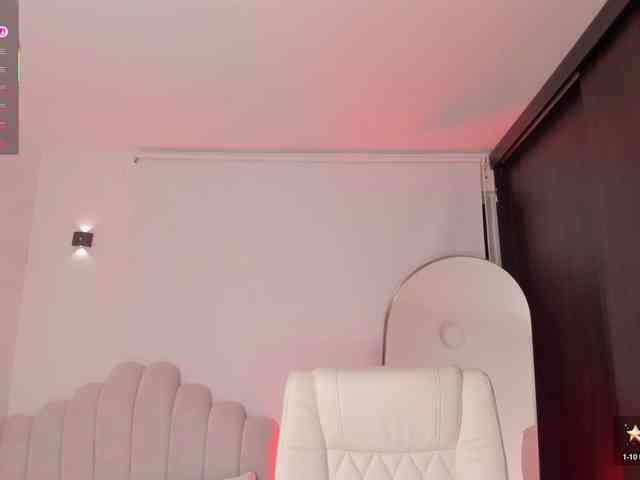 AmberLewis webcam