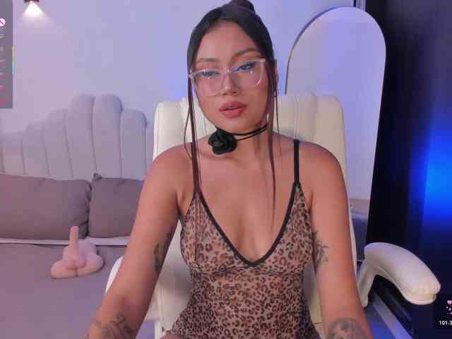 AmberLewis webcam