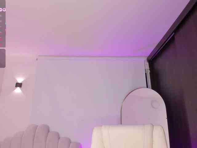 AmberLewis webcam