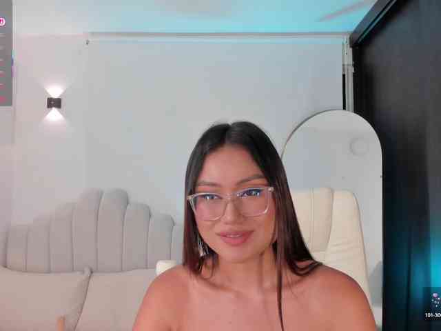 AmberLewis webcam
