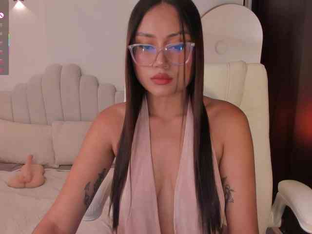AmberLewis webcam