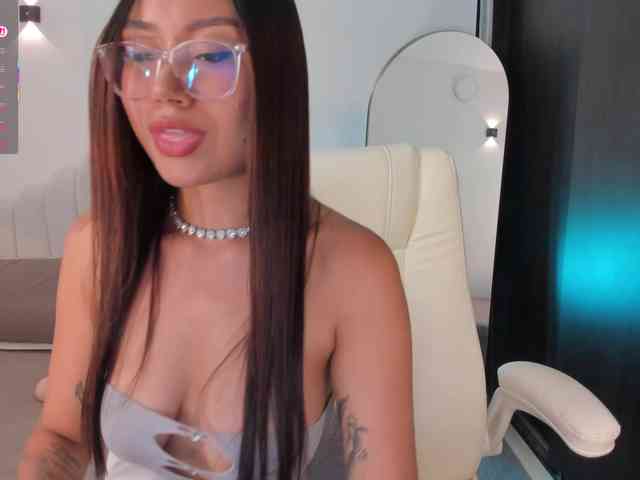AmberLewis webcam