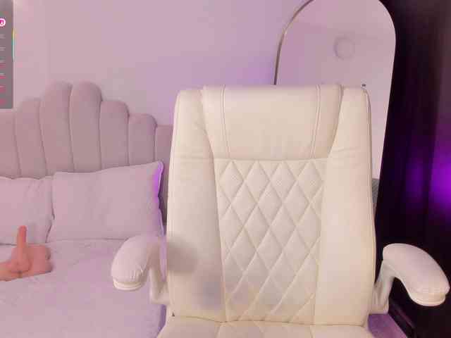AmberLewis webcam