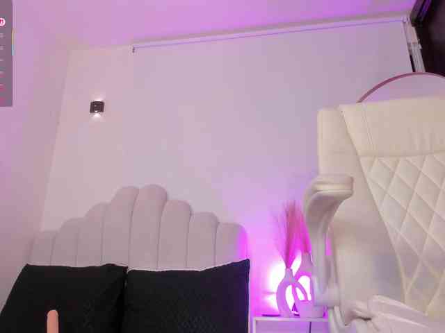 AmberLewis webcam