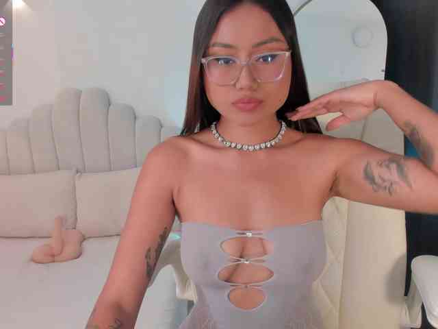 AmberLewis webcam