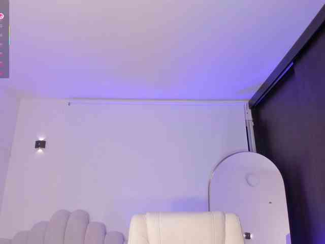 AmberLewis webcam