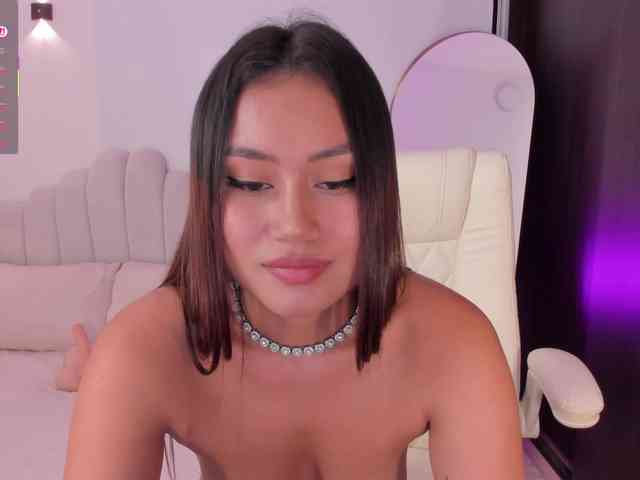 AmberLewis webcam
