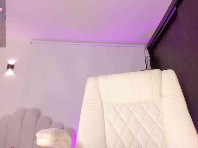 AmberLewis webcam