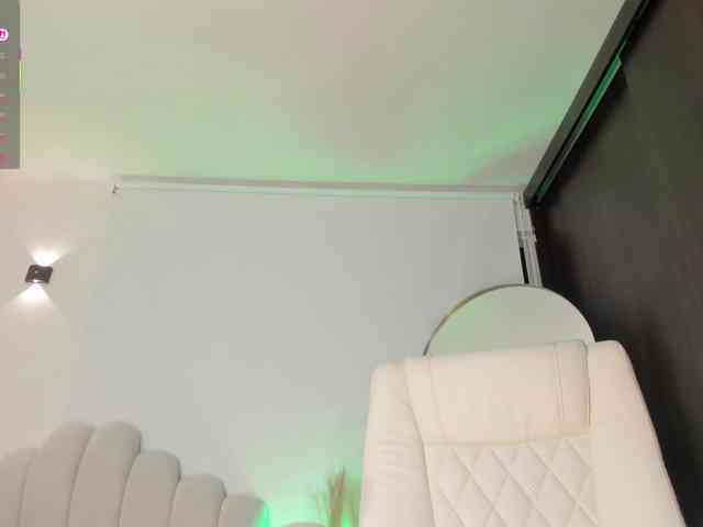 AmberLewis webcam