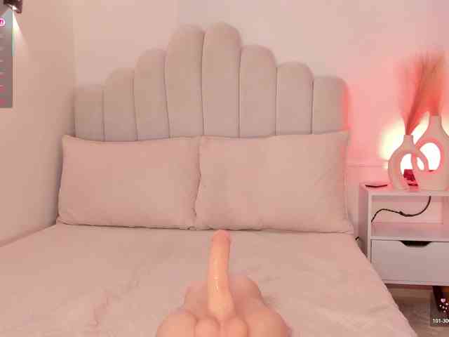 AmberLewis webcam