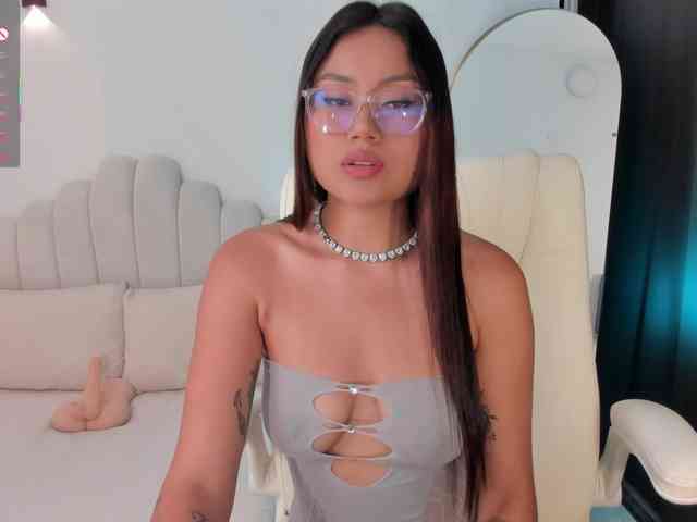 AmberLewis webcam
