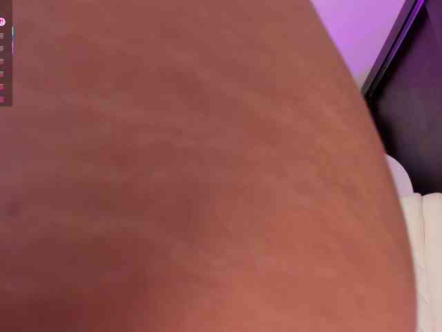 AmberLewis webcam