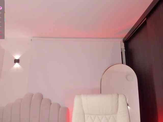 AmberLewis webcam