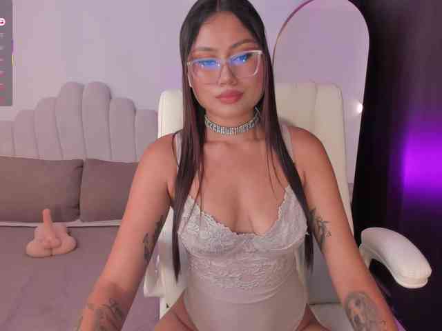AmberLewis webcam