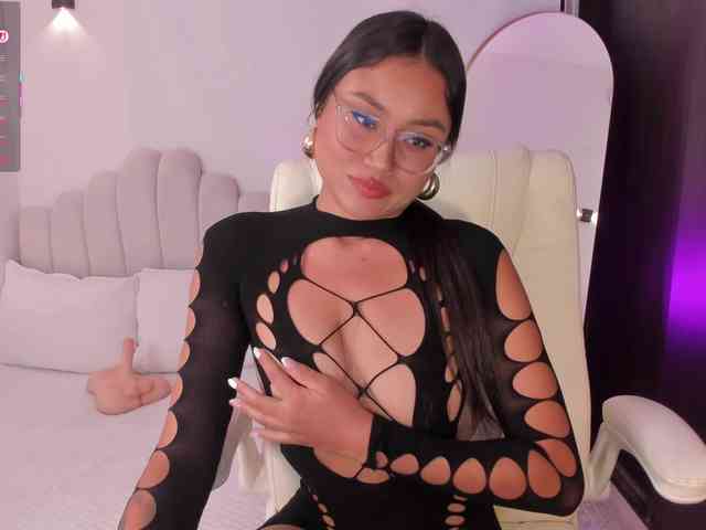 AmberLewis webcam