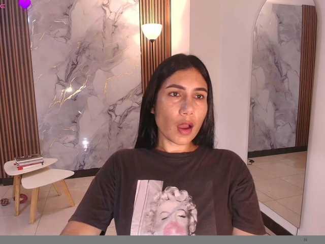 MarieJaneX live cam preview