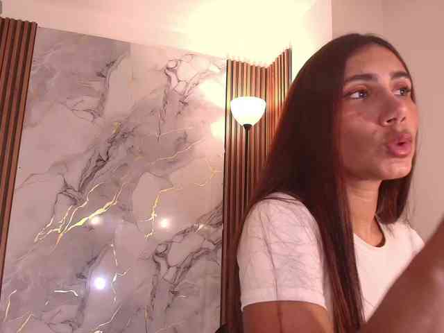 MarieJaneX webcam