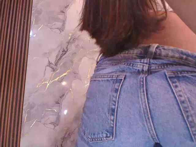 MarieJaneX Live Webcam on BongaCams