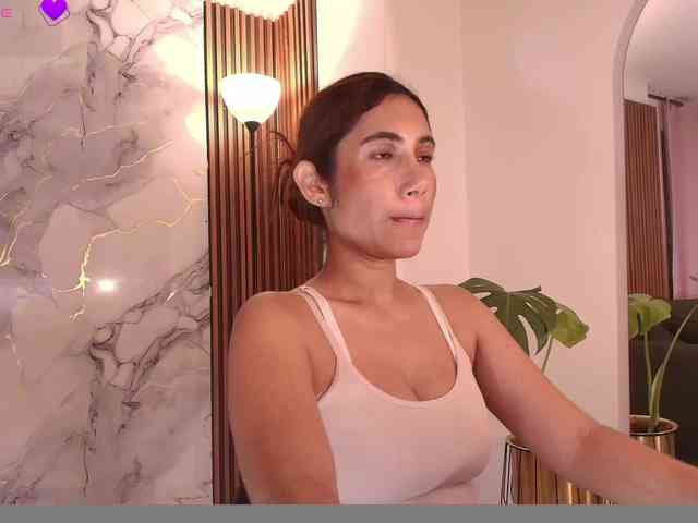MarieJaneX webcam