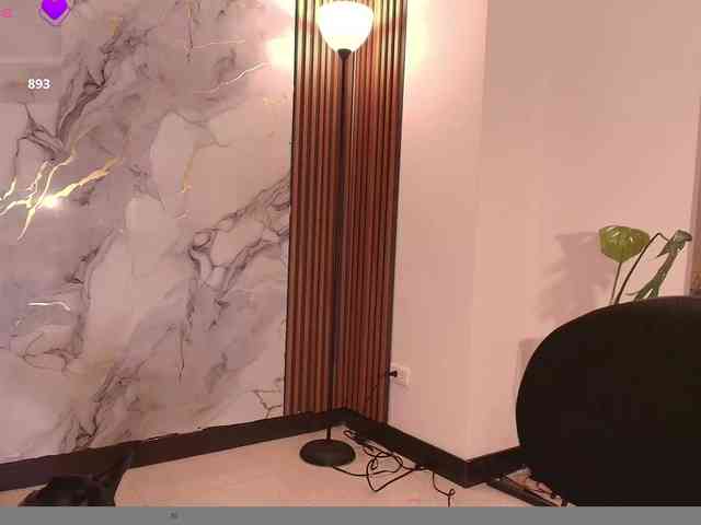 MarieJaneX webcam