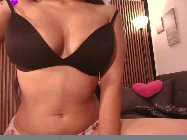 MarieJaneX webcam