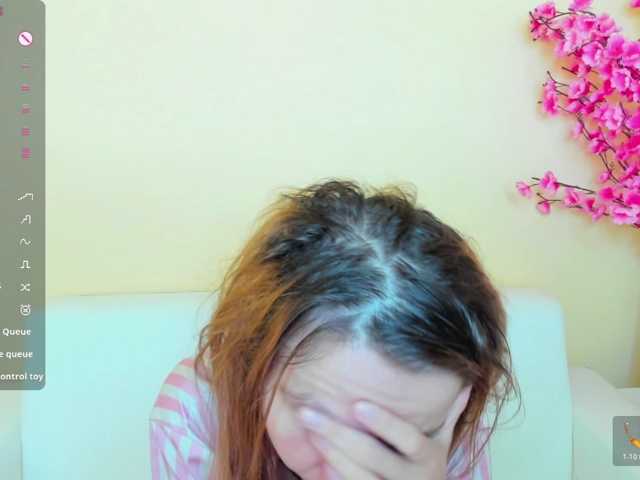 Beellami live cam on BongaCams