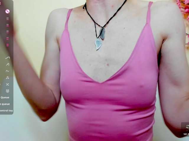 Beellami live cam on BongaCams