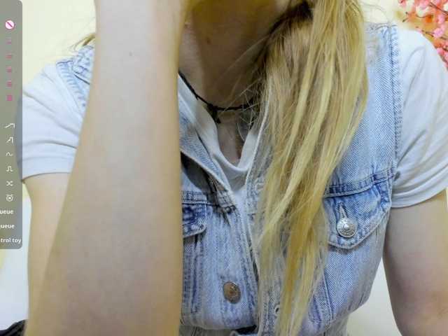 Beellami live cam on BongaCams