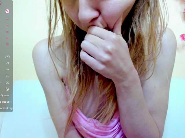 Beellami live cam on BongaCams
