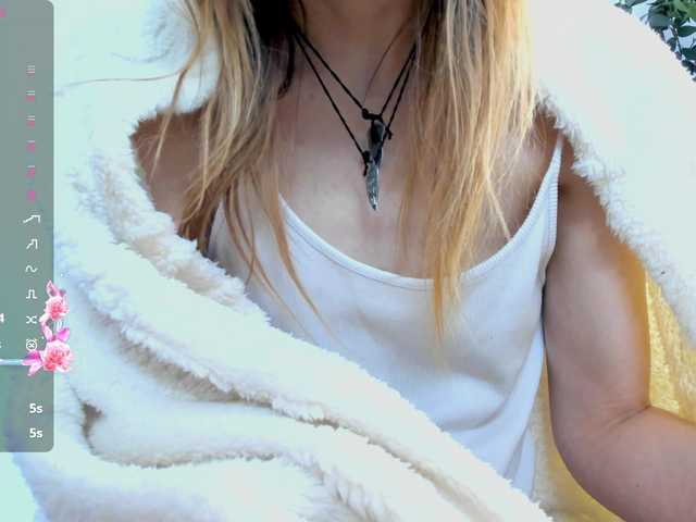 Beellami's BongaCams show and profile