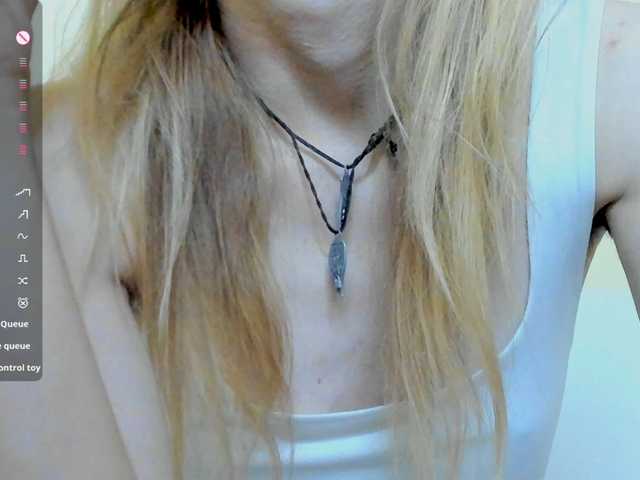 Beellami live cam on BongaCams