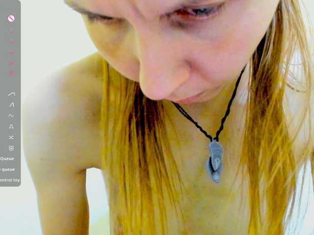 Beellami live cam on BongaCams
