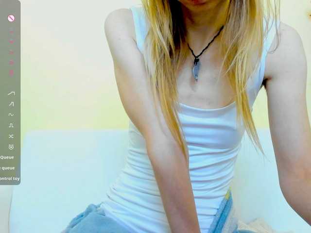 Beellami live cam on BongaCams
