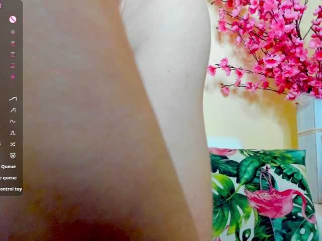 Beellami live cam on BongaCams