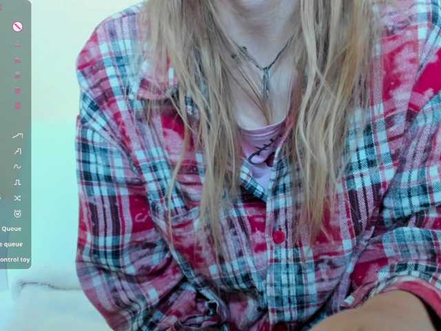 Beellami live cam on BongaCams