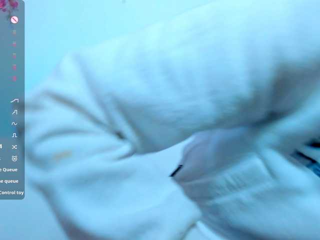 Beellami live cam on BongaCams