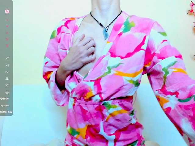 Beellami live cam on BongaCams