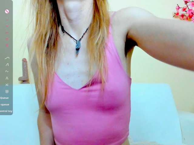 Beellami live cam on BongaCams